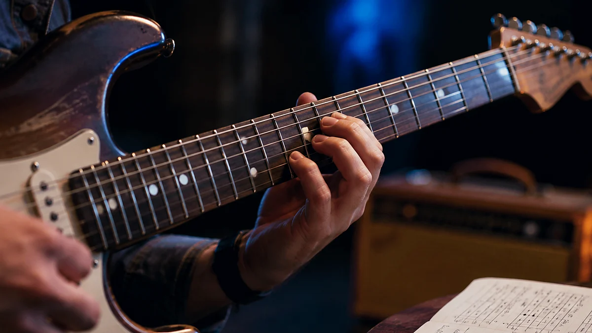 Guitar Tuning Complete Guide example image Guitar Tuning Complete Guide example image